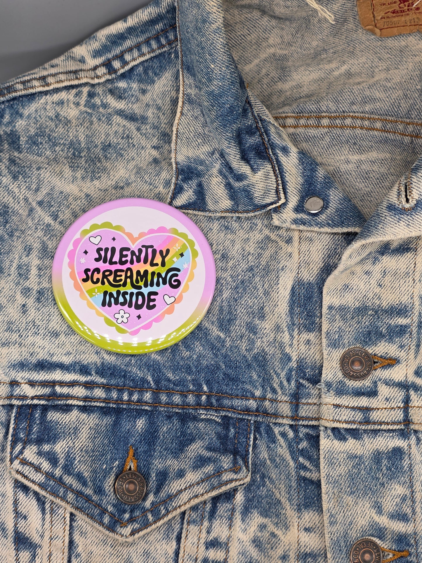Big Pin! Silently Screaming Inside: Cute - 3.5" Jumbo Button