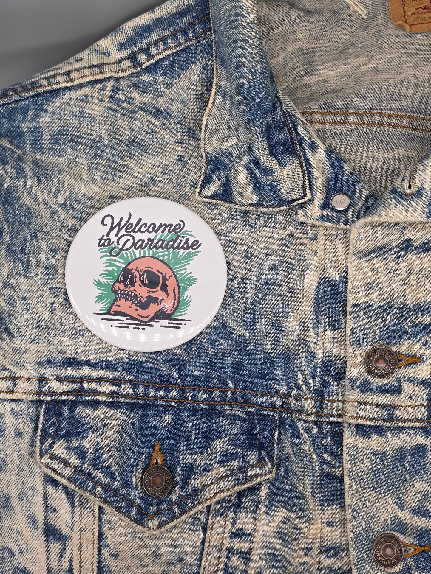 Big Pin! Welcome to Paradise - 3.5" Jumbo Button