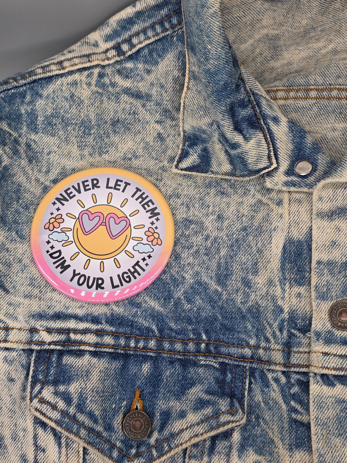 Big Pin! Happy Sun - 3.5" Jumbo Button