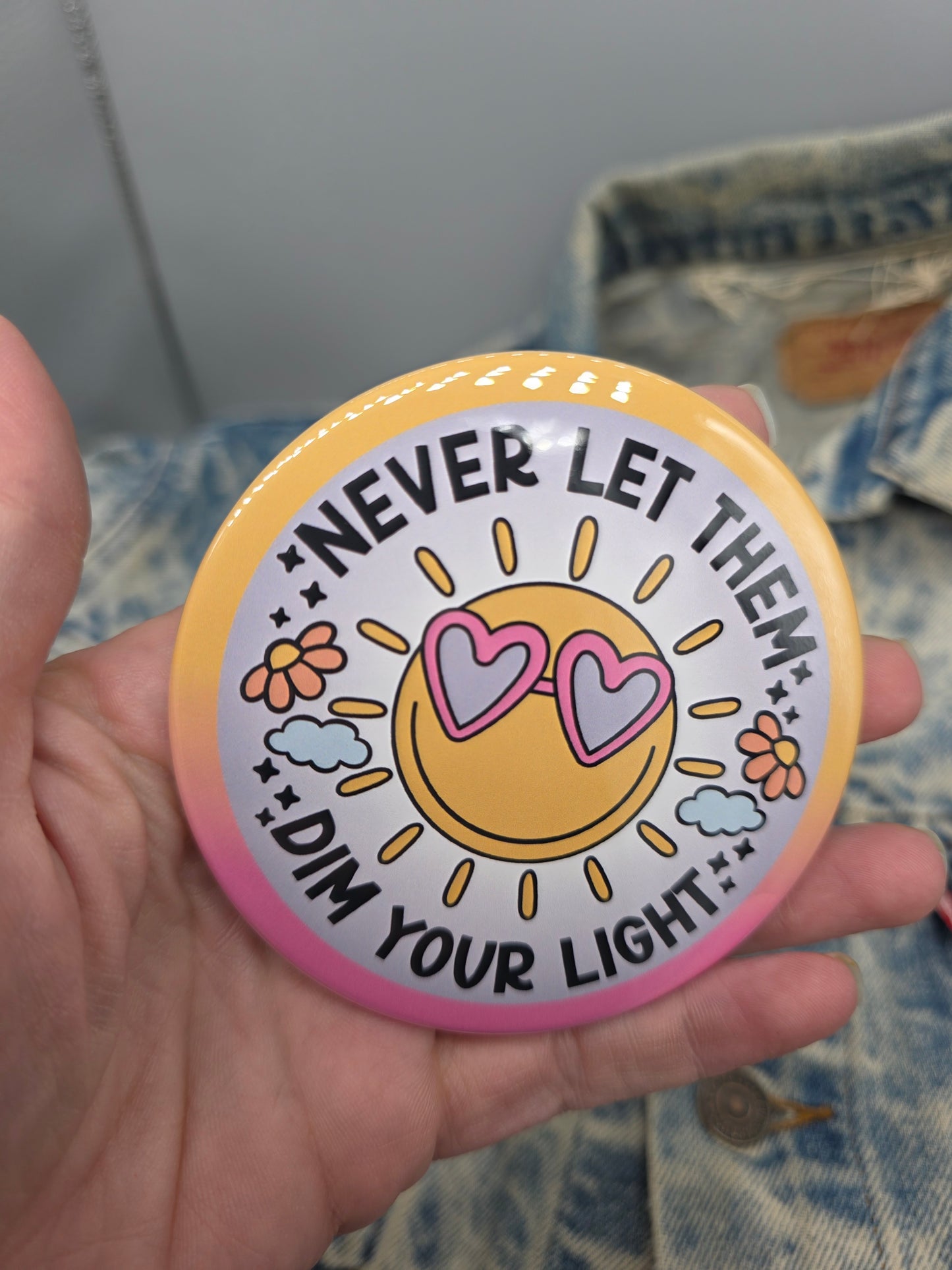 Big Pin! Happy Sun - 3.5" Jumbo Button